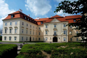Zámek Napajedla, Napajedla